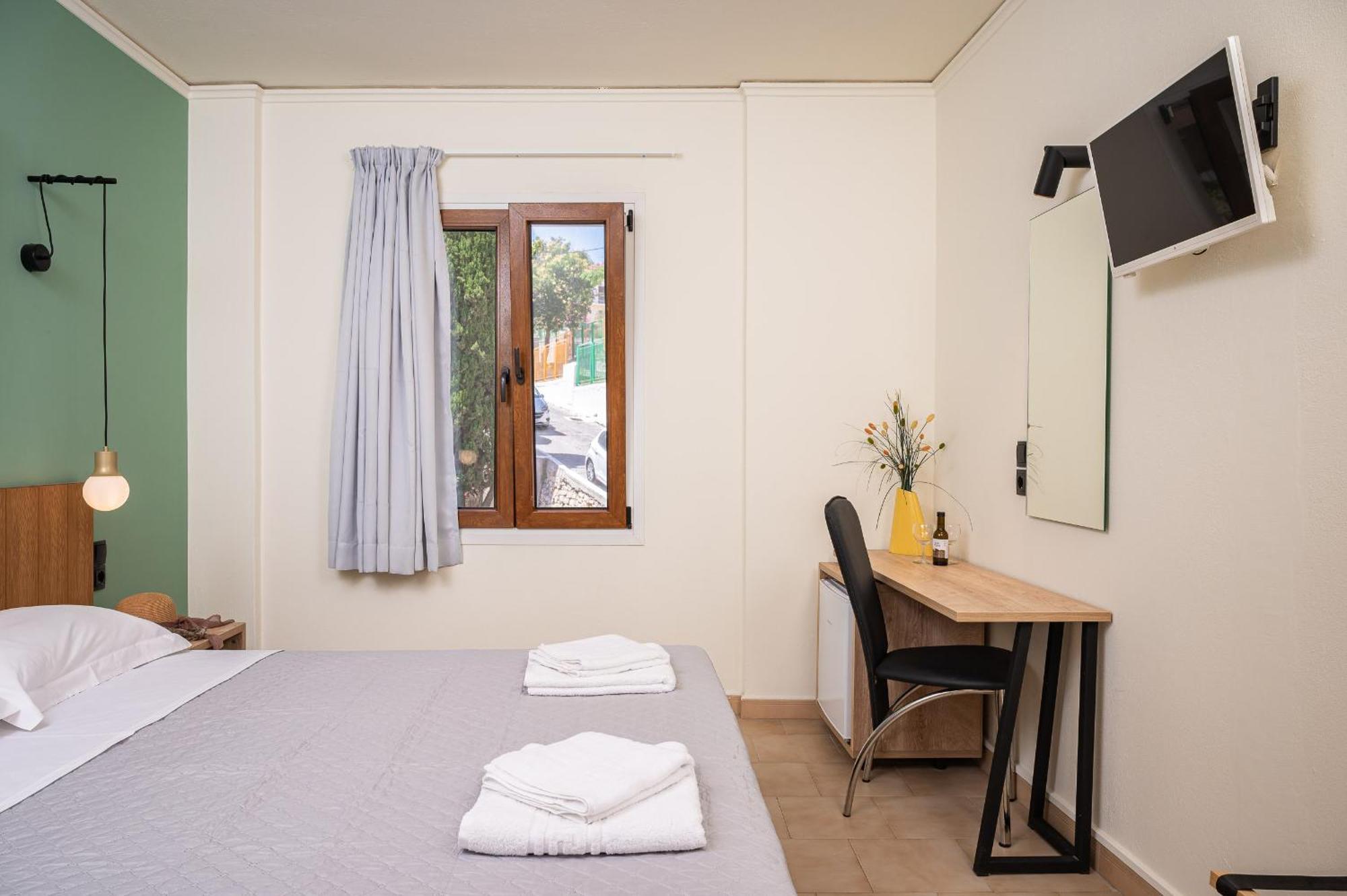 Emily Hotel Agia Paraskevi  Exterior foto